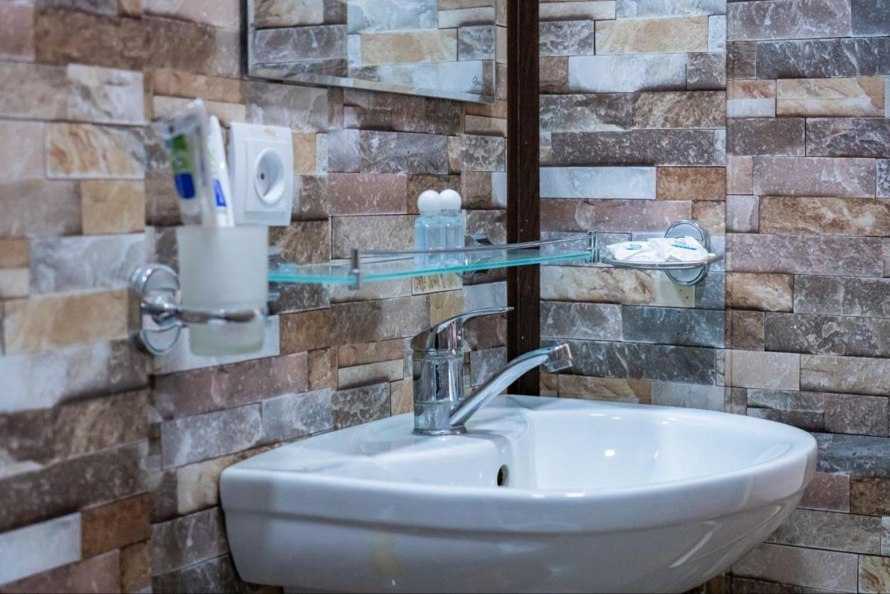 Hotel & Hostel Gallery طشقند المظهر الخارجي الصورة